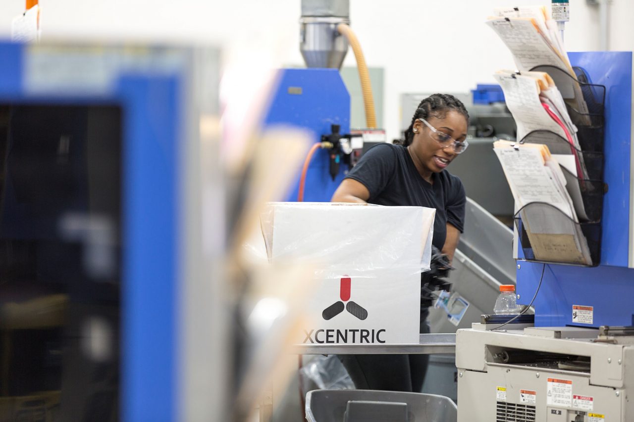 Machine Operator Clinton Xcentric Mold